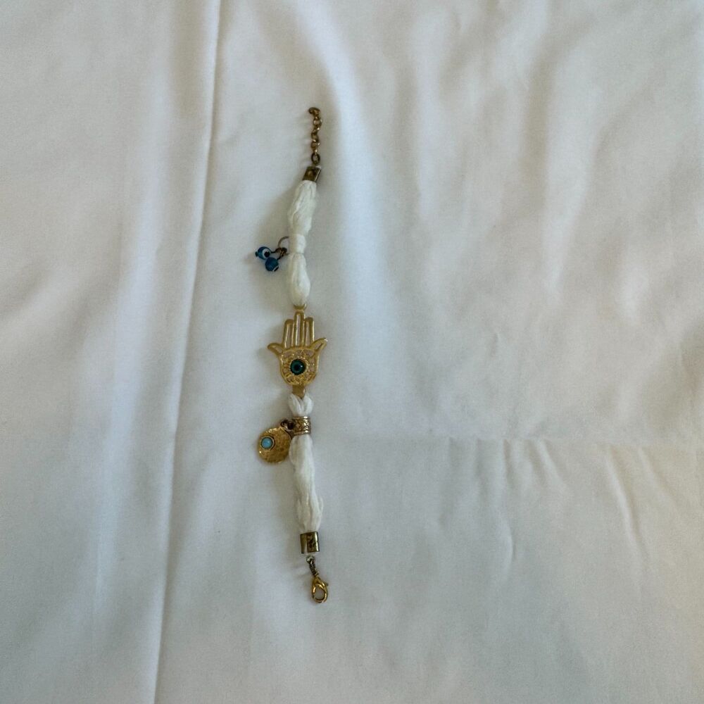 Hamsa Hand & Evil Eye Charm Bracelet - Picture 4 of 5